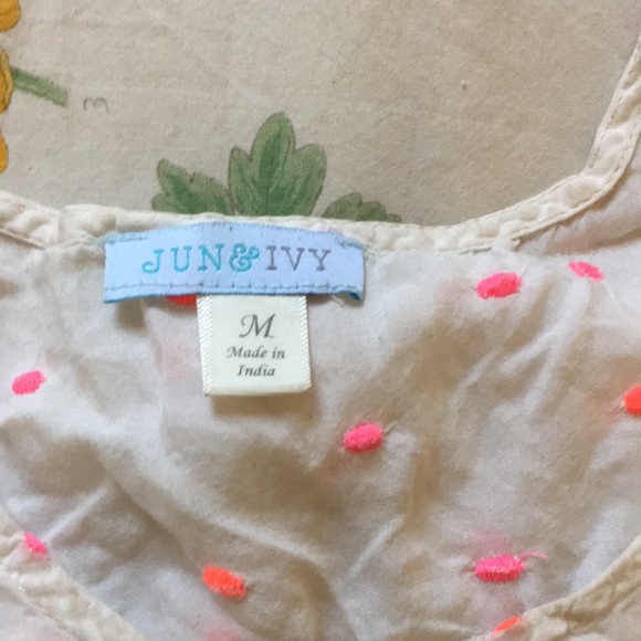 Embroidered tank top - Picture 2 of 6